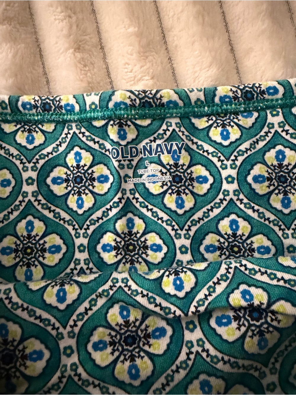 Bundle of Tops and Bodysuits Size M - Picture 6 of 13